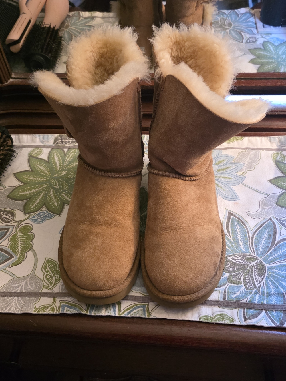 UGG Women's Short Shearling Suede Boots in Chestnut with Cream Lining